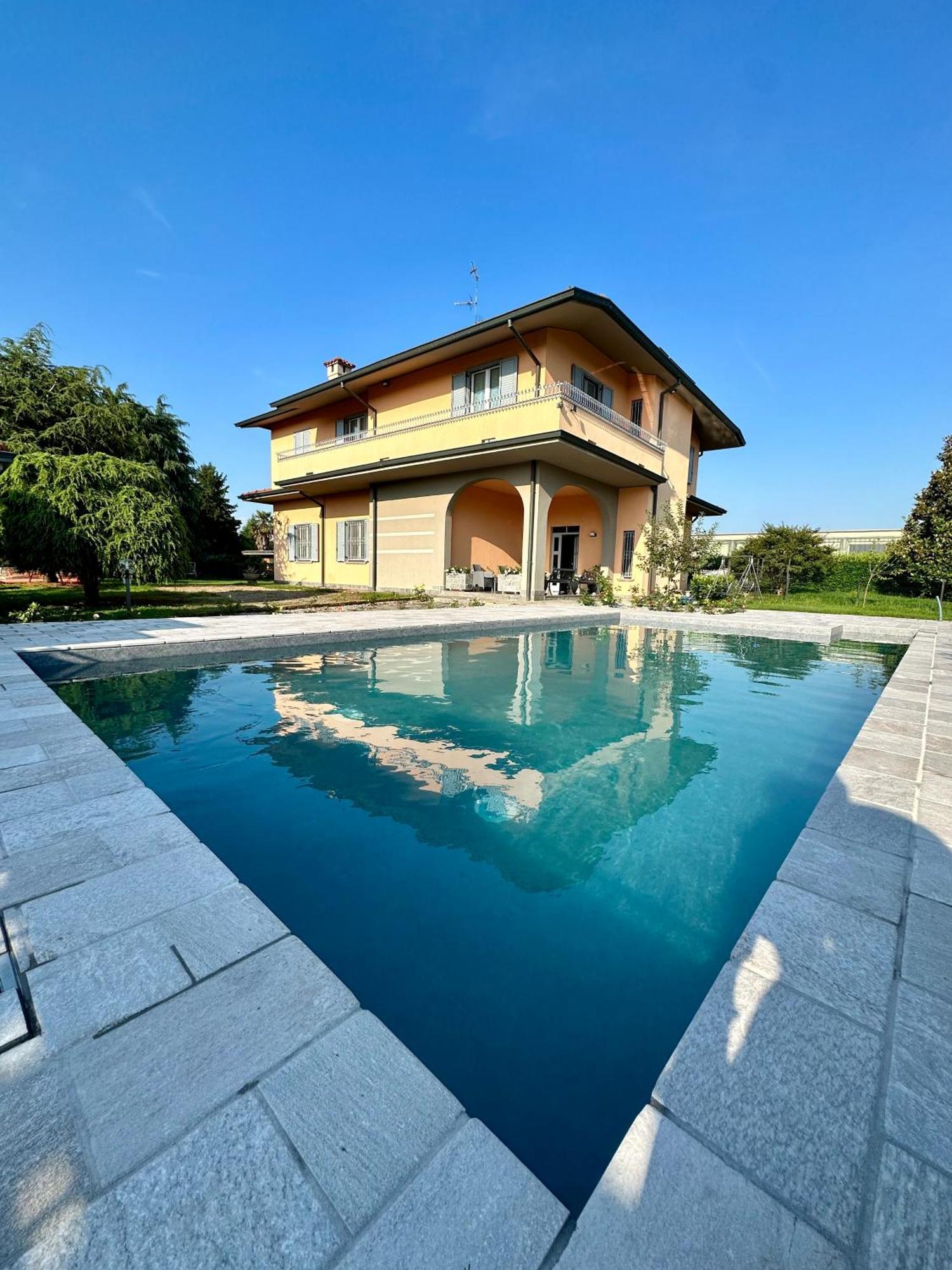 Villa 3 Cassano D'adda Luaran gambar